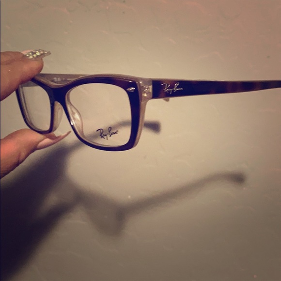 Ray ban pin up style